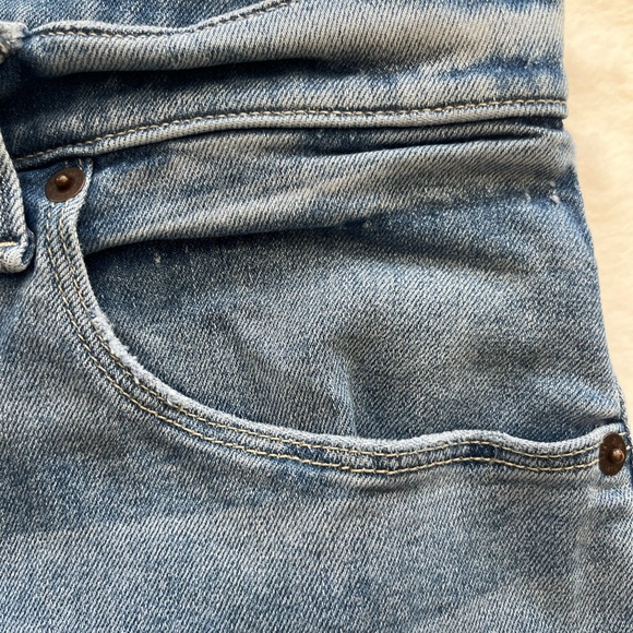 🌟ABERCROMBIE & FITCH “THE FLARE” ULTRA HIGH RISE JEANS🌟 - Picture 7 of 14